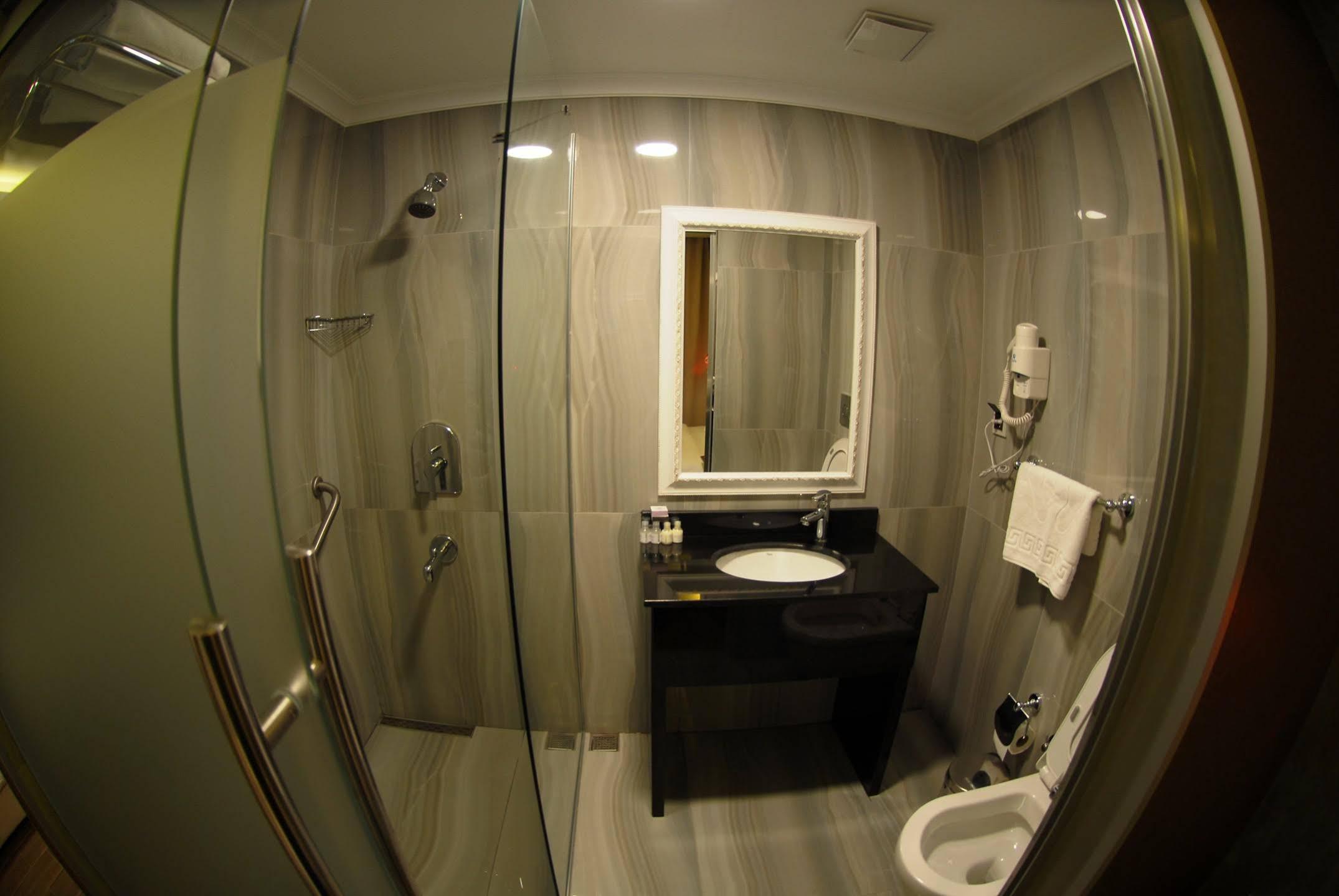 Trilye Kaplan Hotel Mudanya Esterno foto