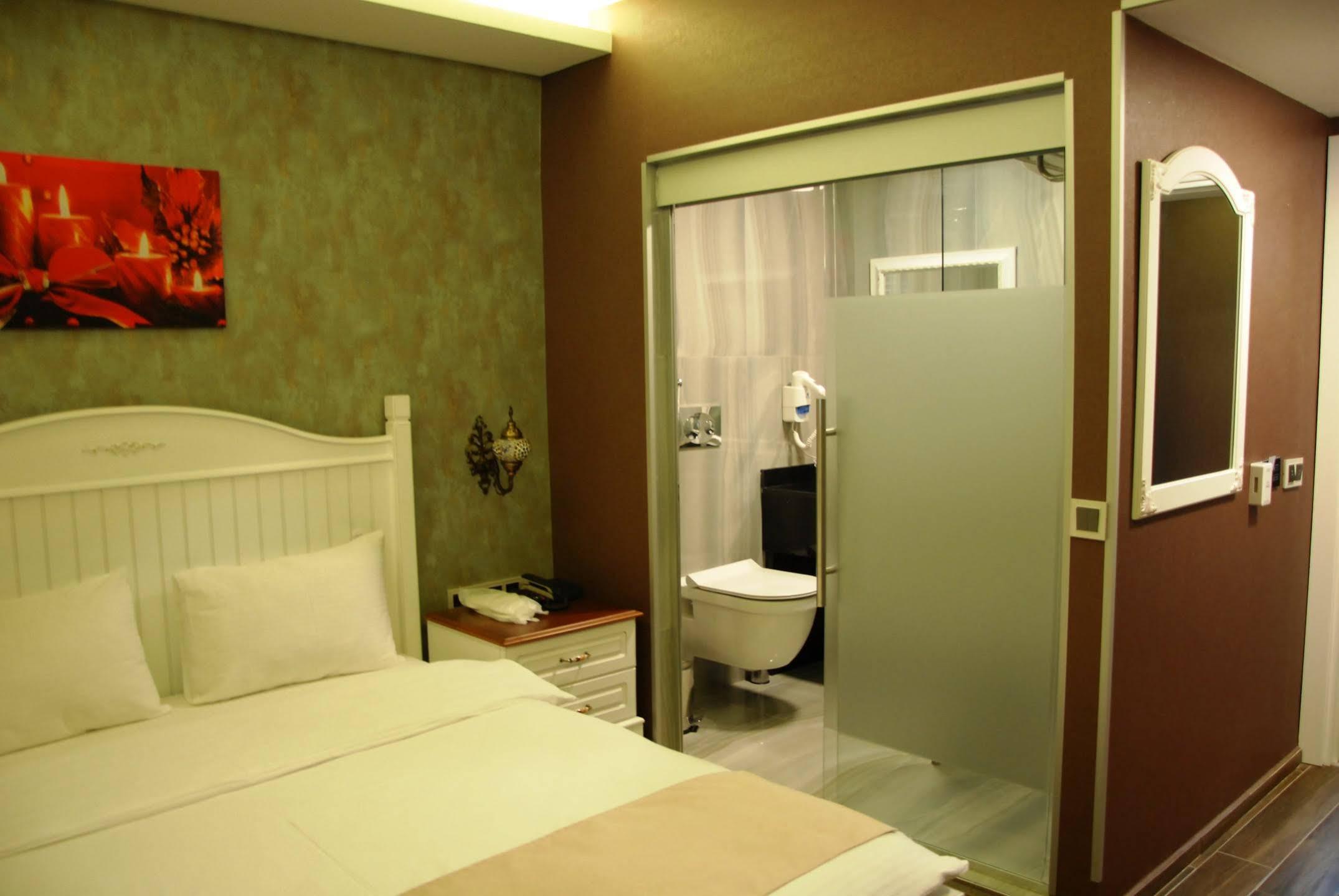 Trilye Kaplan Hotel Mudanya Esterno foto